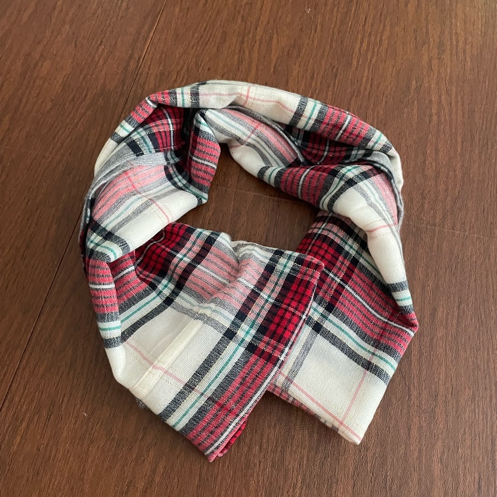 Scarf Bundle - Picture 10 of 10